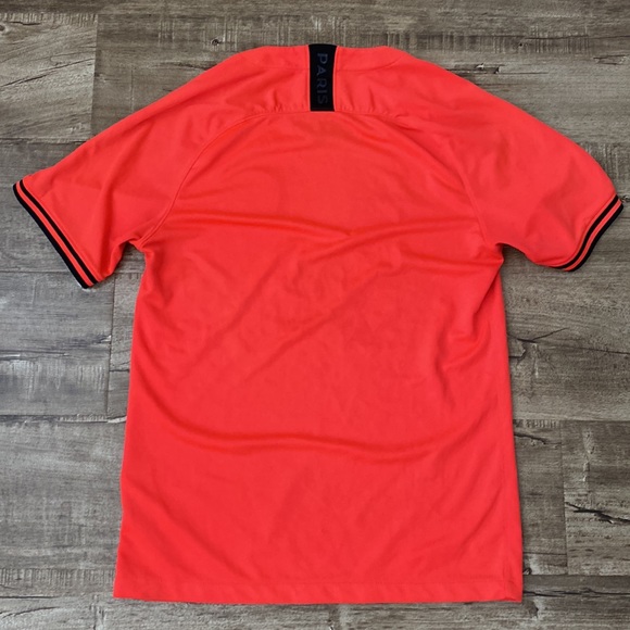 Jordan PSG Neon Orange Jersey - Picture 2 of 5